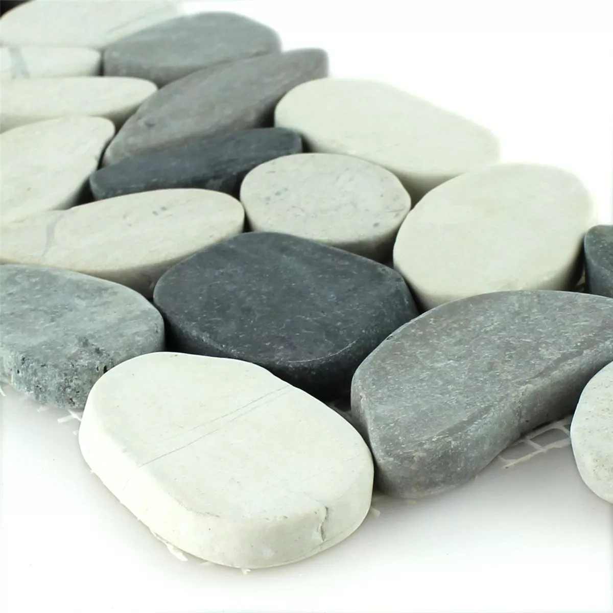 River Pebbles Border 10x30cm Anthracite Creme Pebble